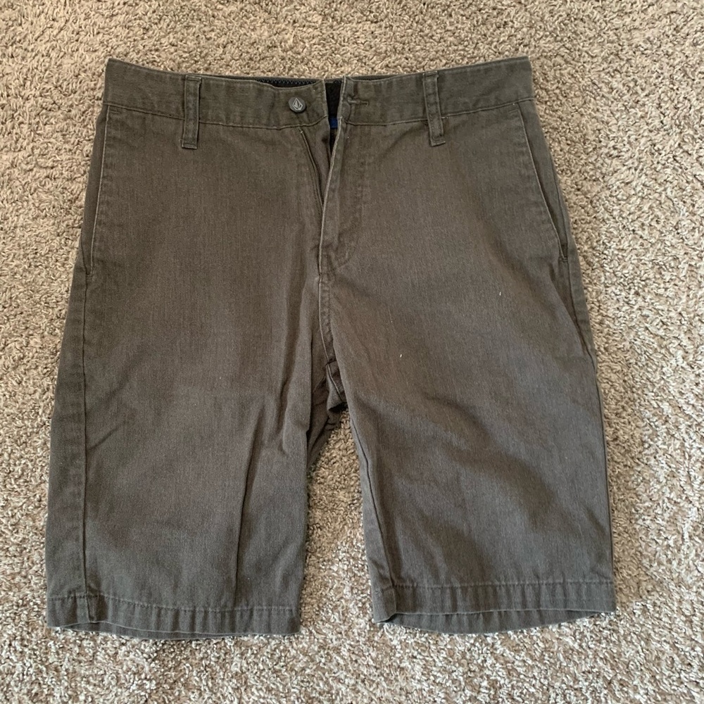 Volcom dark grey shorts